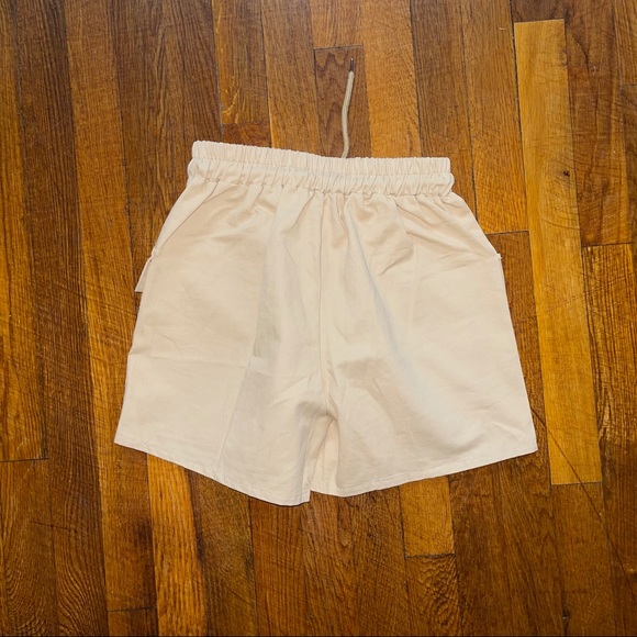 NWOT SHEIN Cargo Shorts - Picture 2 of 3